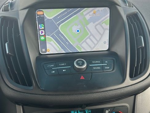 Used 2018 Ford Escape SEL image 11