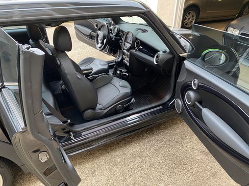 Used 2010 MINI Cooper Clubman S image 12