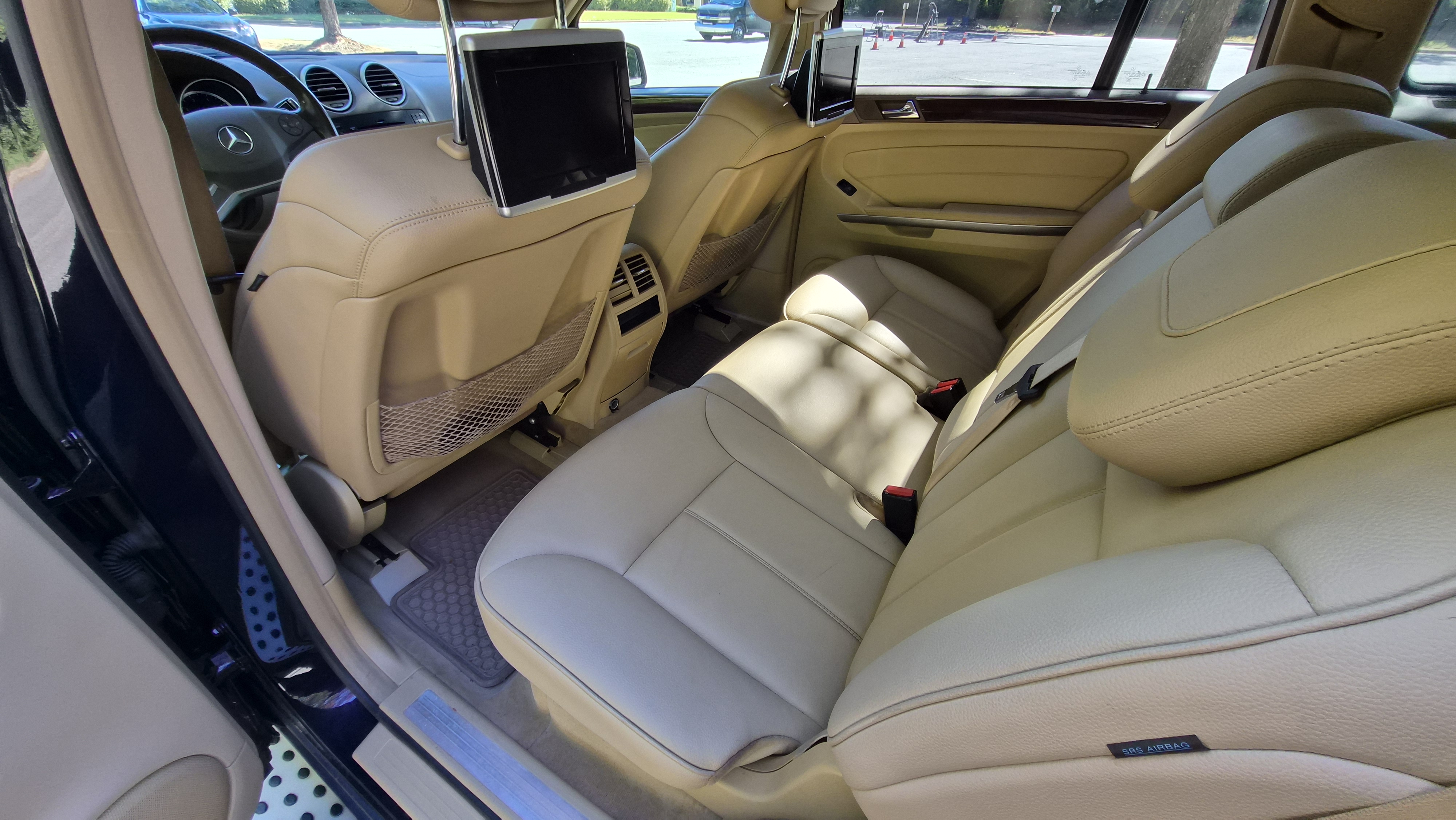 Used 2012 Mercedes-Benz GL 450 4MATIC image 18