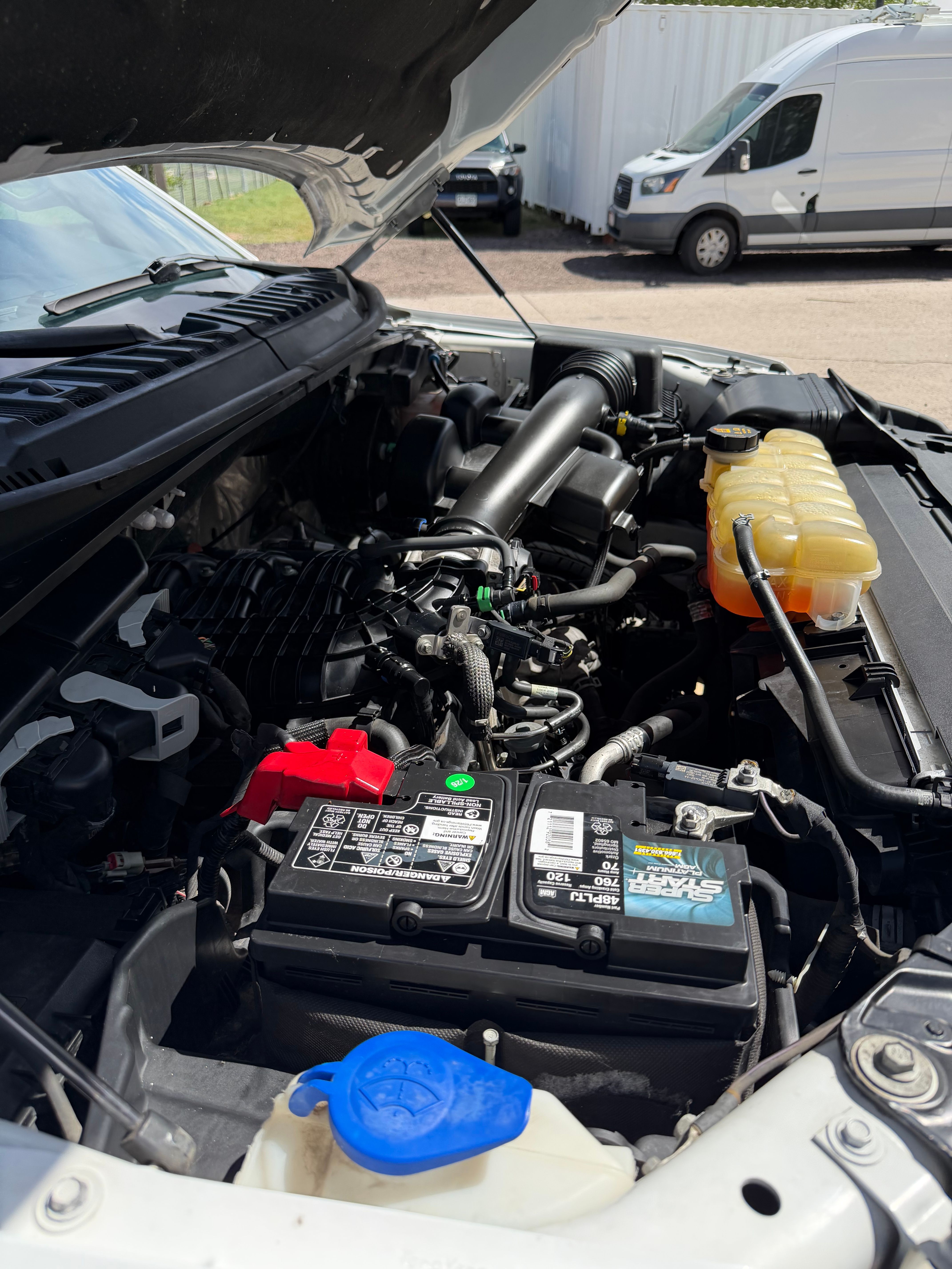 Used 2019 Ford F150 XLT AWD/4WD image 14