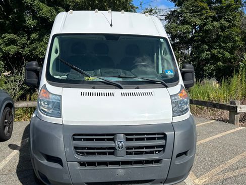 Used 2018 RAM ProMaster 1500 w/ Interior Convenience Group image 11