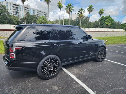 Used 2019 Land Rover Range Rover image 26