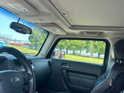 Used 2007 HUMMER H3 AWD/4WD image 8