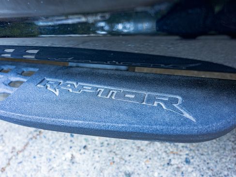 Used 2017 Ford F150 Raptor w/ Equipment Group 802A Luxury image 29