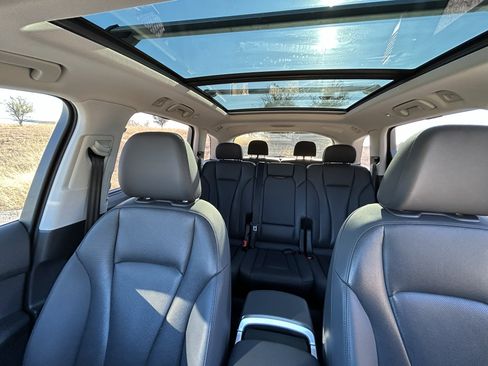 Used 2020 Audi Q7 3.0T Prestige w/ Prestige Package image 16