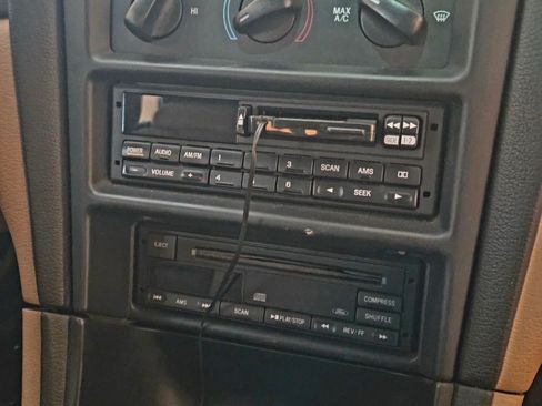 Used 1997 Ford Mustang GT RWD image 14