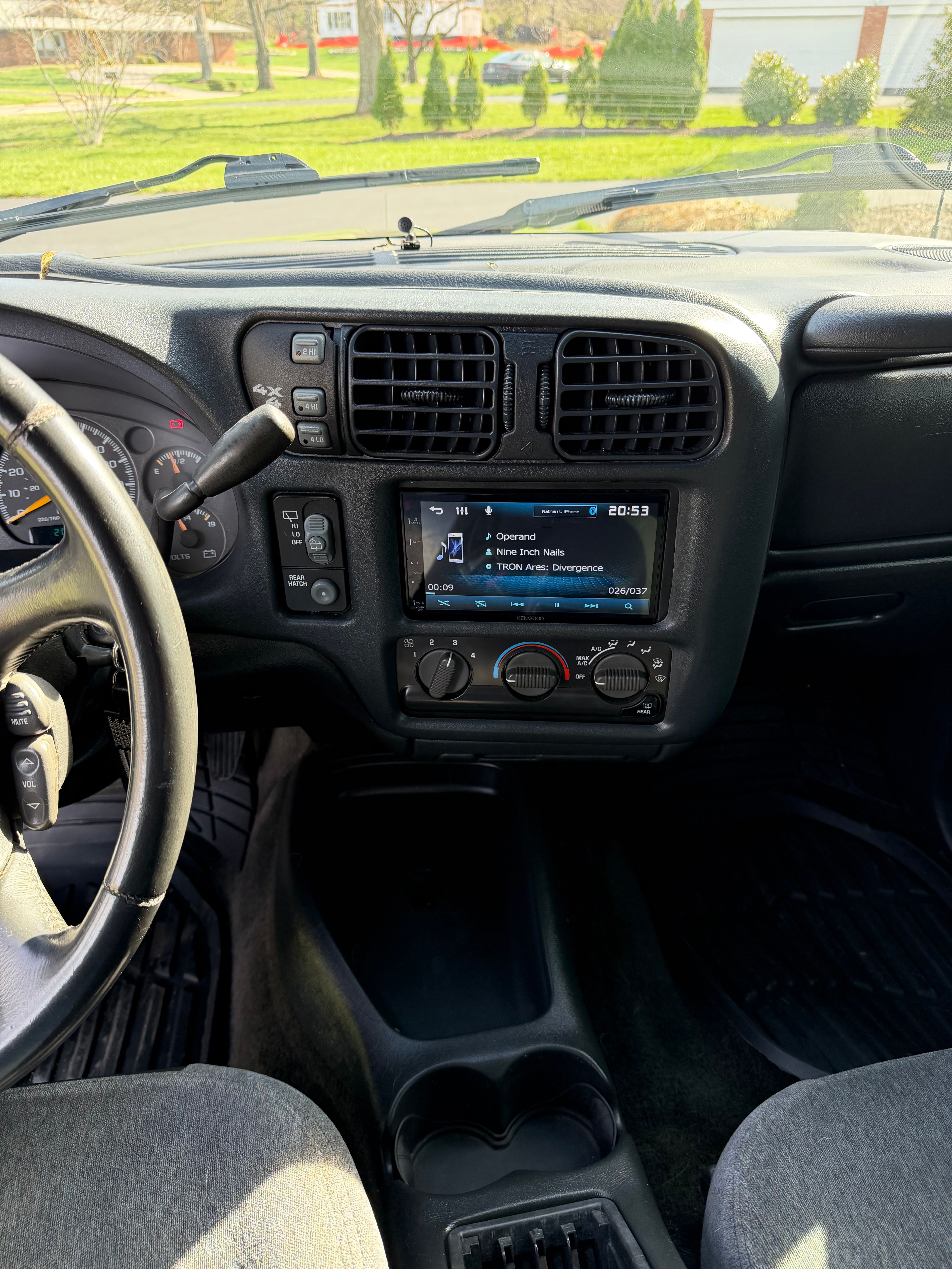 Used 2000 Chevrolet Blazer LS w/ LS Preferred Equipment Group AWD/4WD image 15