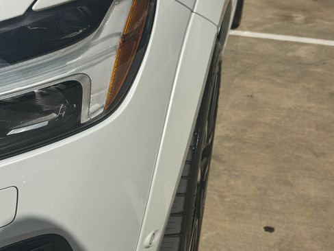 Used 2023 Volvo XC60 B6 Ultimate w/ Protection Package Premier AWD/4WD image 5