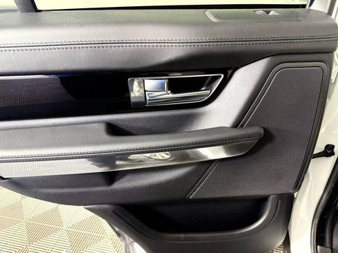 Used 2013 Land Rover Range Rover Sport HSE LUX w/ Luxury Interior Pkg AWD/4WD image 28