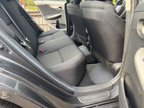 Used 2013 Toyota Corolla S w/ Premium Pkg image 15