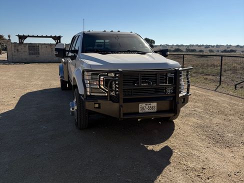 Used 2022 Ford F450 King Ranch w/ King Ranch Ultimate Package image 4