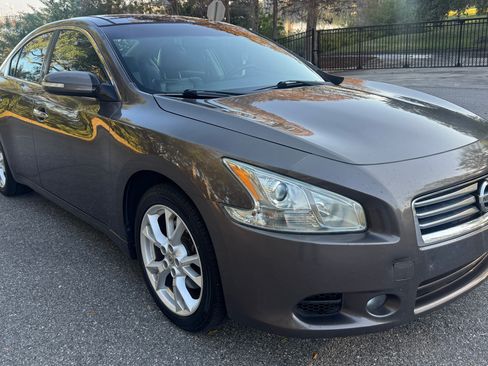 Used 2014 Nissan Maxima 3.5 SV w/ Premium Package image 2