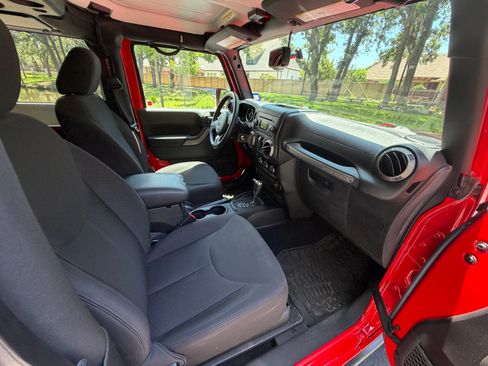 Used 2016 Jeep Wrangler Sport AWD/4WD image 21