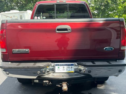 Used 2006 Ford F250 XL AWD/4WD image 5