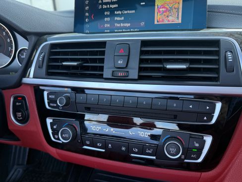 Used 2020 BMW 440i xDrive Convertible w/ Convenience Package image 10