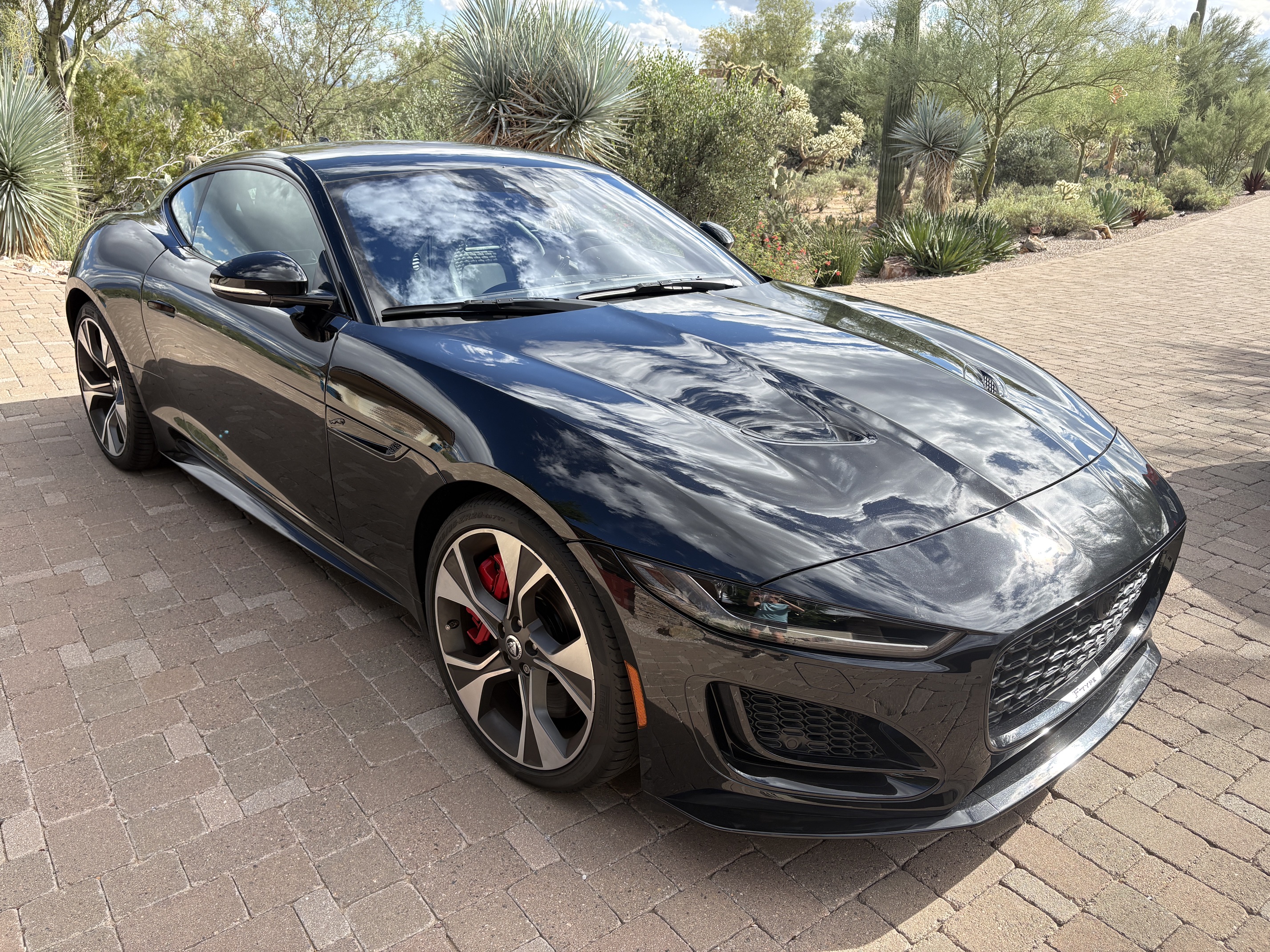 Used 2024 Jaguar F-TYPE R-Dynamic RWD image 1
