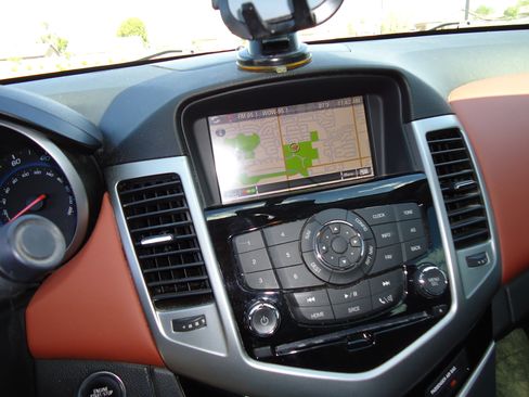 Used 2013 Chevrolet Cruze LT image 14