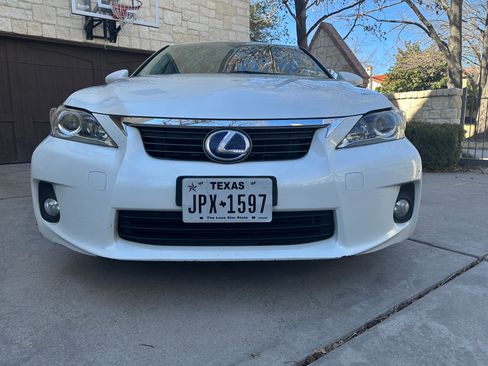 Used 2013 Lexus CT 200h image 8