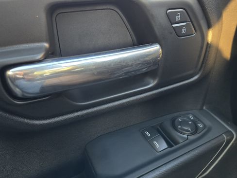 Used 2024 Chevrolet Silverado 2500 W/T image 22