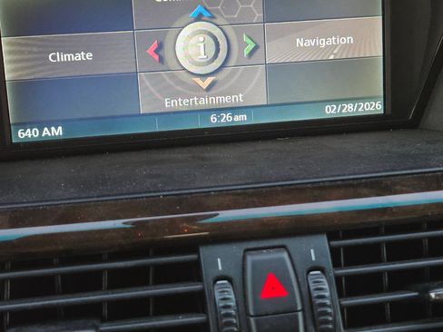 Used 2007 BMW 530i Sedan image 12