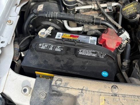 Used 2010 Ford E-250 and Econoline 250 Extended image 12