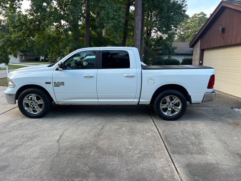 Used 2019 RAM 1500 Lone Star RWD image 5
