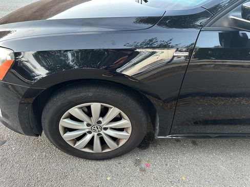 Used 2015 Volkswagen Passat 1.8T Wolfsburg Edition image 13