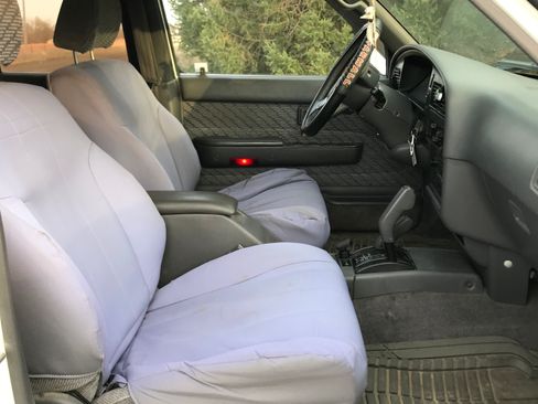 Used 1994 Toyota 4Runner SR5 image 6