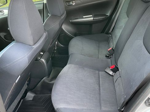 Used 2011 Subaru Impreza Outback Sport image 11