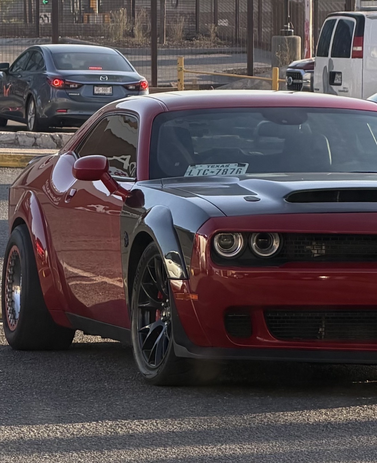 Used 2016 Dodge Challenger SRT Hellcat RWD image 18