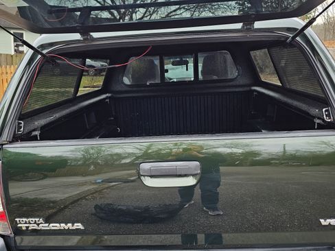 Used 2012 Toyota Tacoma 4x4 Access Cab V6 image 14