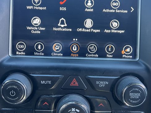 Used 2018 Jeep Grand Cherokee Limited image 5