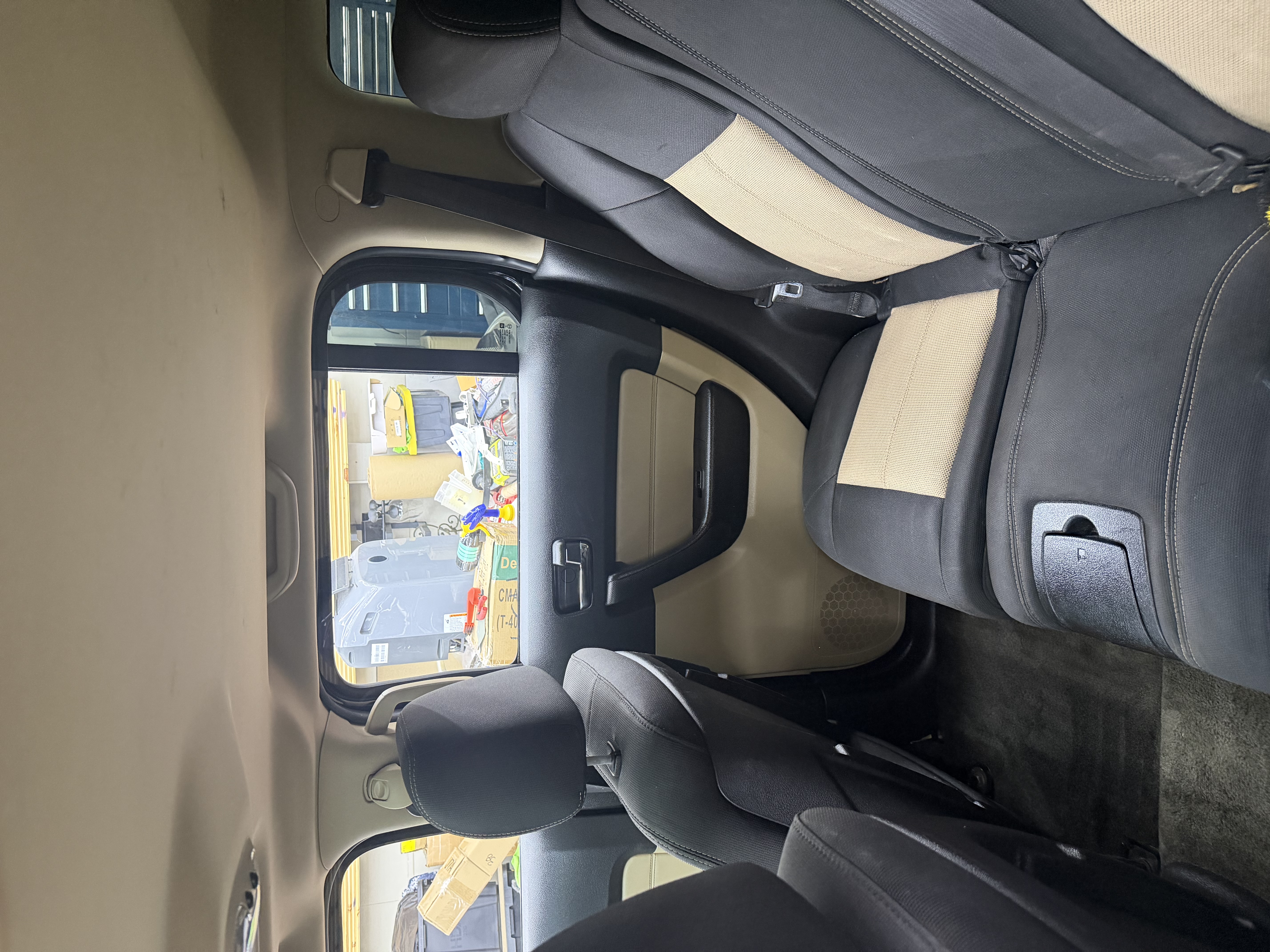 Used 2009 HUMMER H3 AWD/4WD image 4
