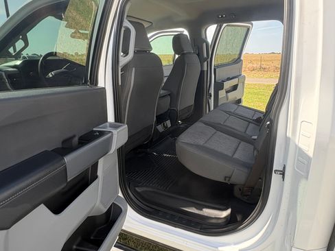 Used 2023 Ford F250 XL w/ STX Appearance Package AWD/4WD image 11