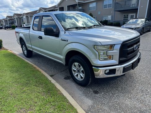Used 2015 Ford F150 XL w/ Equipment Group 101A Mid AWD/4WD image 2