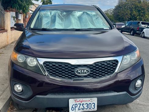 Used 2011 Kia Sorento LX w/ Convenience Pkg image 5
