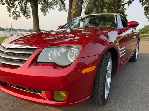 Used 2005 Chrysler Crossfire Limited RWD image 4