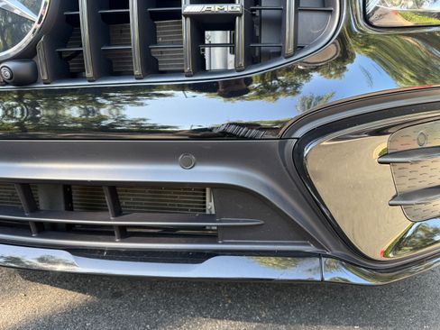 Used 2025 Mercedes-Benz GLB 35 AMG 4MATIC image 11