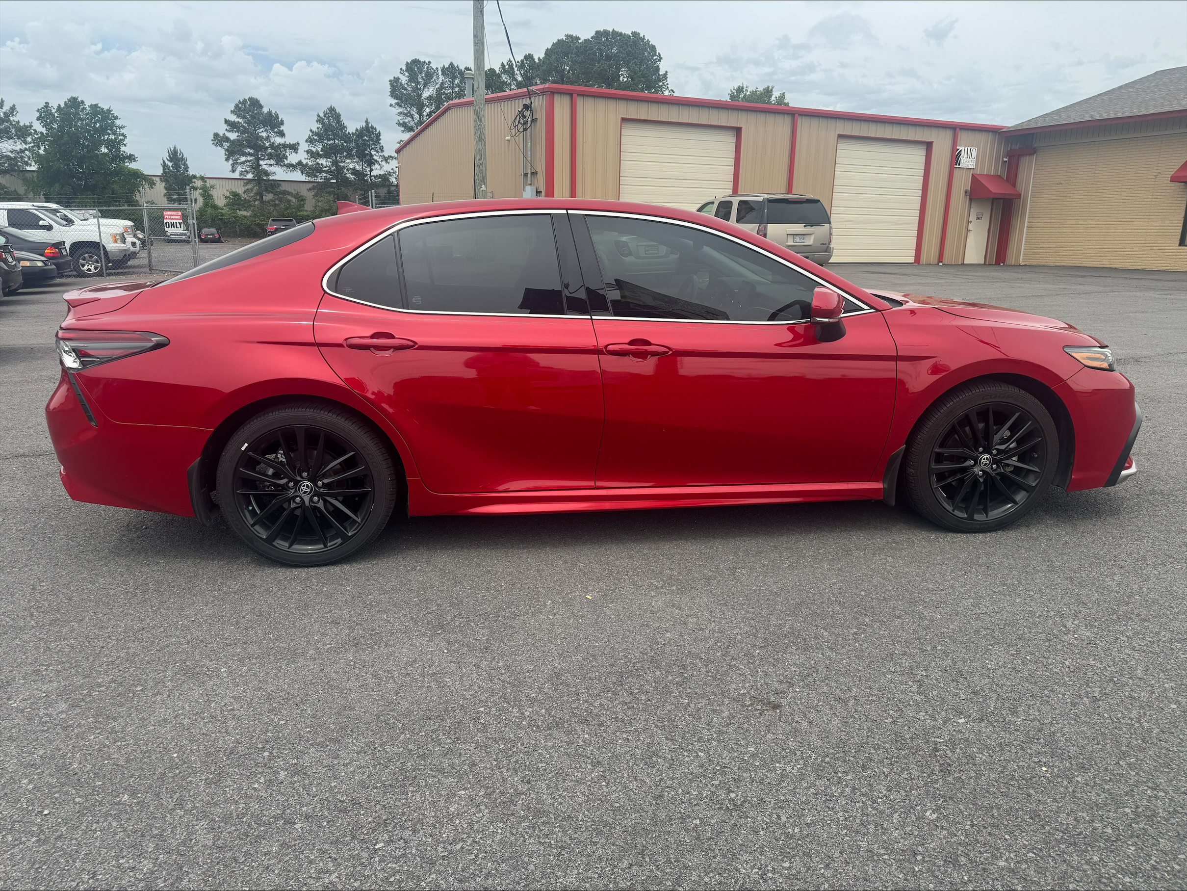Used 2024 Toyota Camry XSE w/ Cold Weather Package FWD image 2