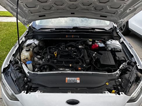 Used 2020 Ford Fusion SE w/ Equipment Group 151A FWD image 32