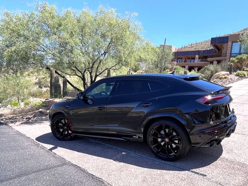 Used 2024 Lamborghini Urus S AWD/4WD image 28