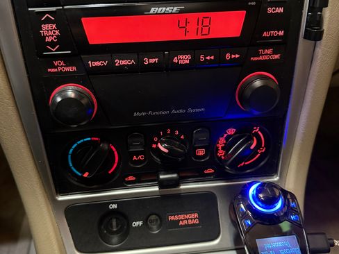 Used 2003 MAZDA MX-5 Miata image 25