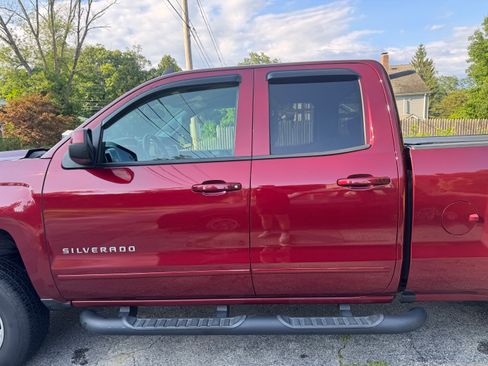 Used 2017 Chevrolet Silverado 1500 LT w/ All Star Edition AWD/4WD image 4
