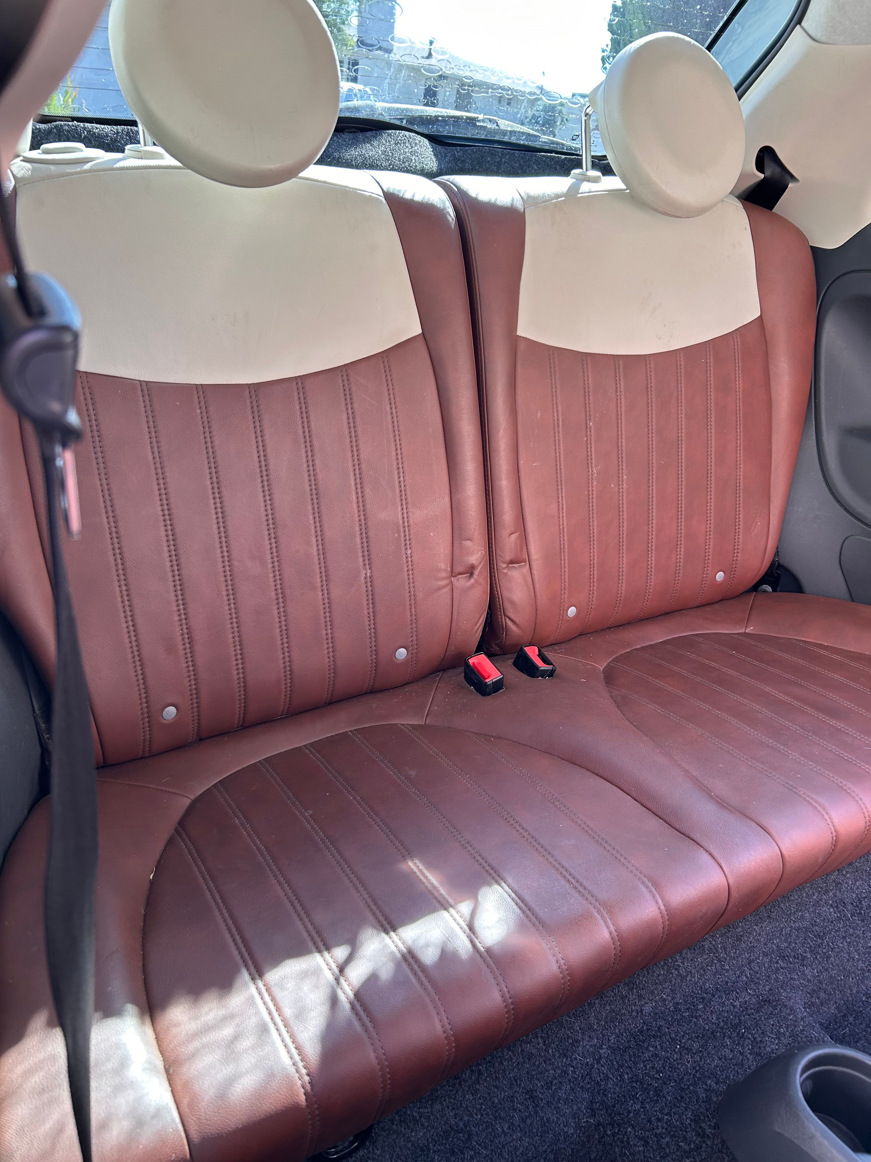 Used 2013 FIAT 500 Lounge w/ Luxury Leather Pkg FWD image 6