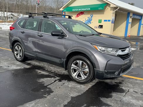 Used 2018 Honda CR-V LX image 4