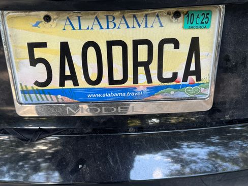 Used 2018 Tesla Model 3 Long Range image 5