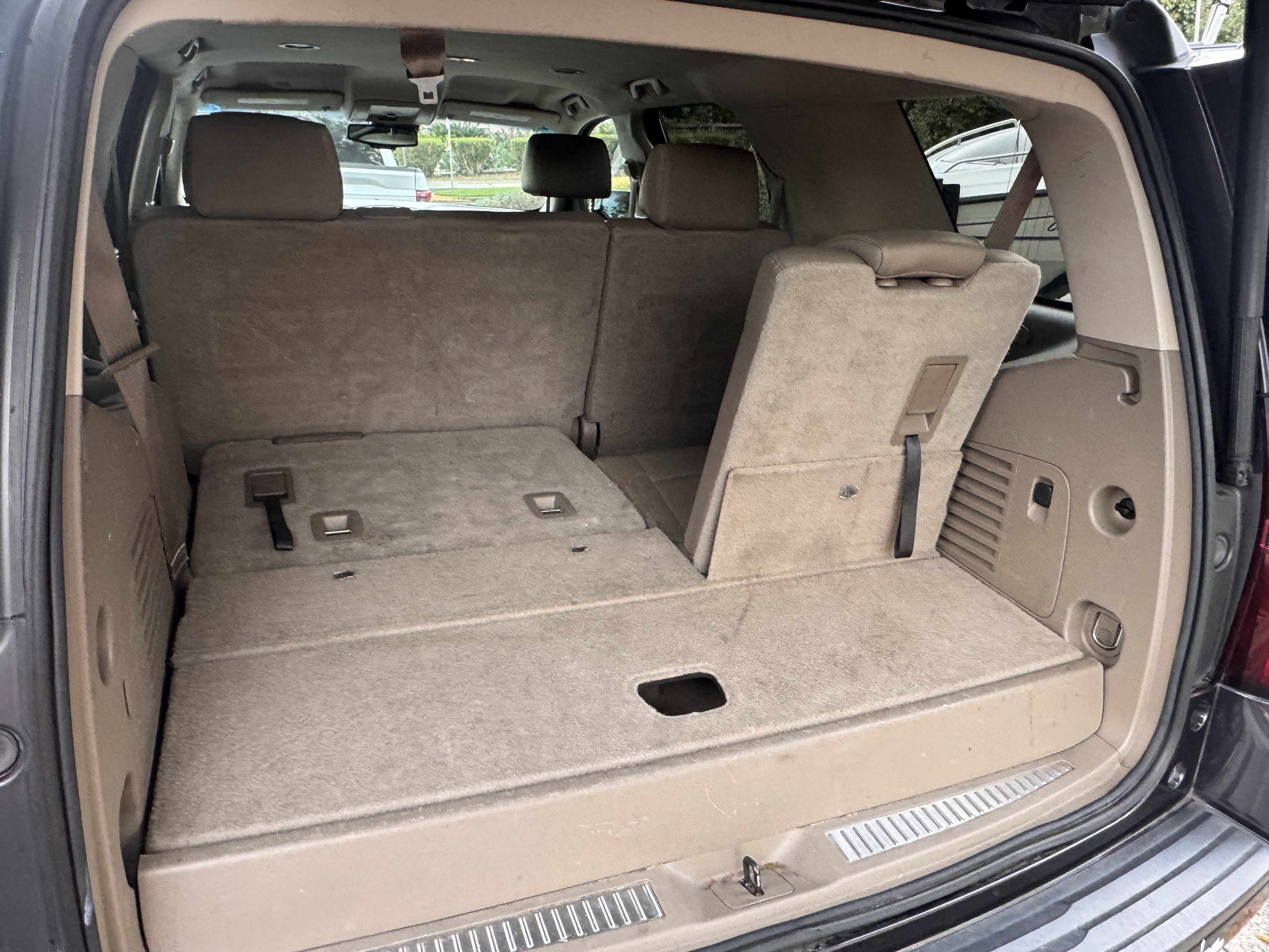 Used 2015 Chevrolet Tahoe LT AWD/4WD image 9