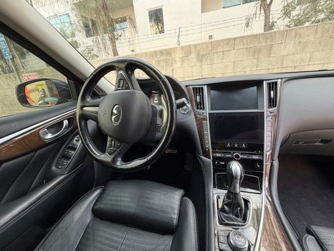 Used 2014 INFINITI Q50 Sport w/ Technology Package image 9