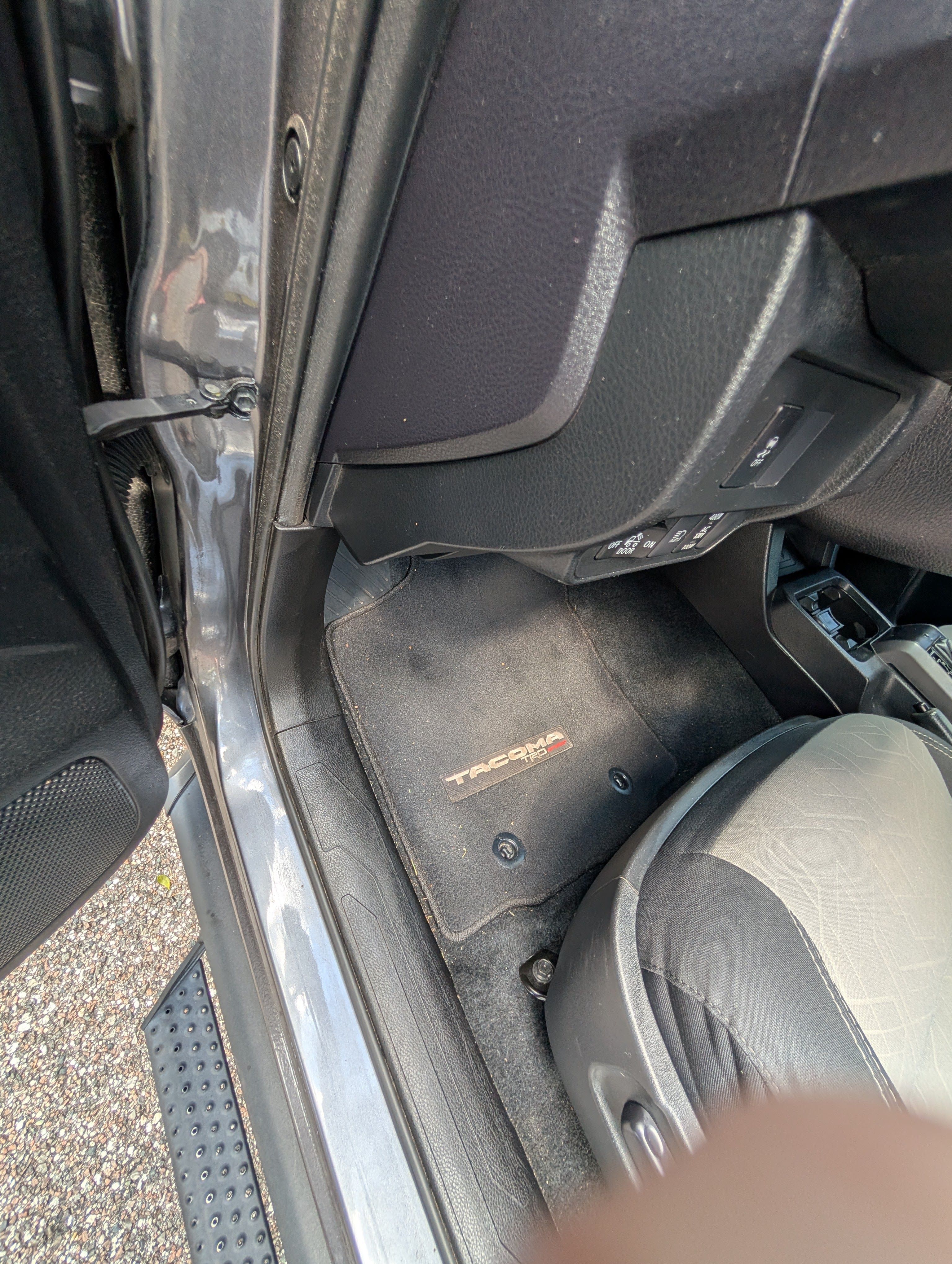 Used 2021 Toyota Tacoma TRD Sport RWD image 6