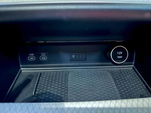 Used 2025 Genesis GV80 2.5T Advanced image 18